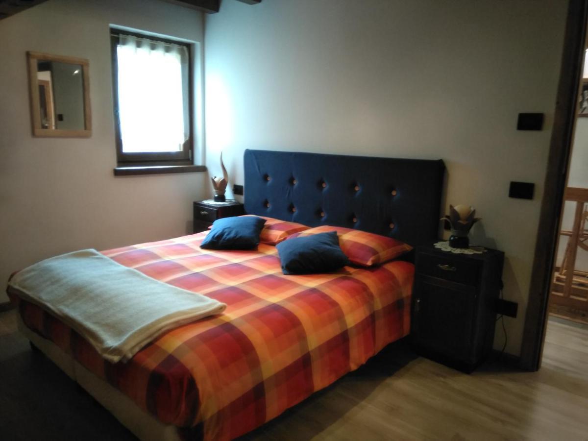 Durmi E Insumiasci Bed & Breakfast Forni Avoltri Room photo